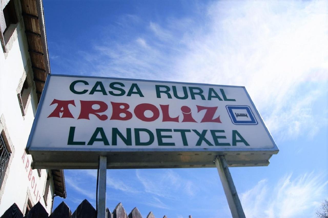 Arboliz Country house *
